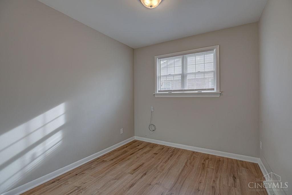 6670 Gaines Road Cincinnati, OH 45247 - Photo 23 of 40