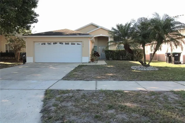 $2,350 | 11414 Pinewood Cove Lane, Orlando, FL 32817