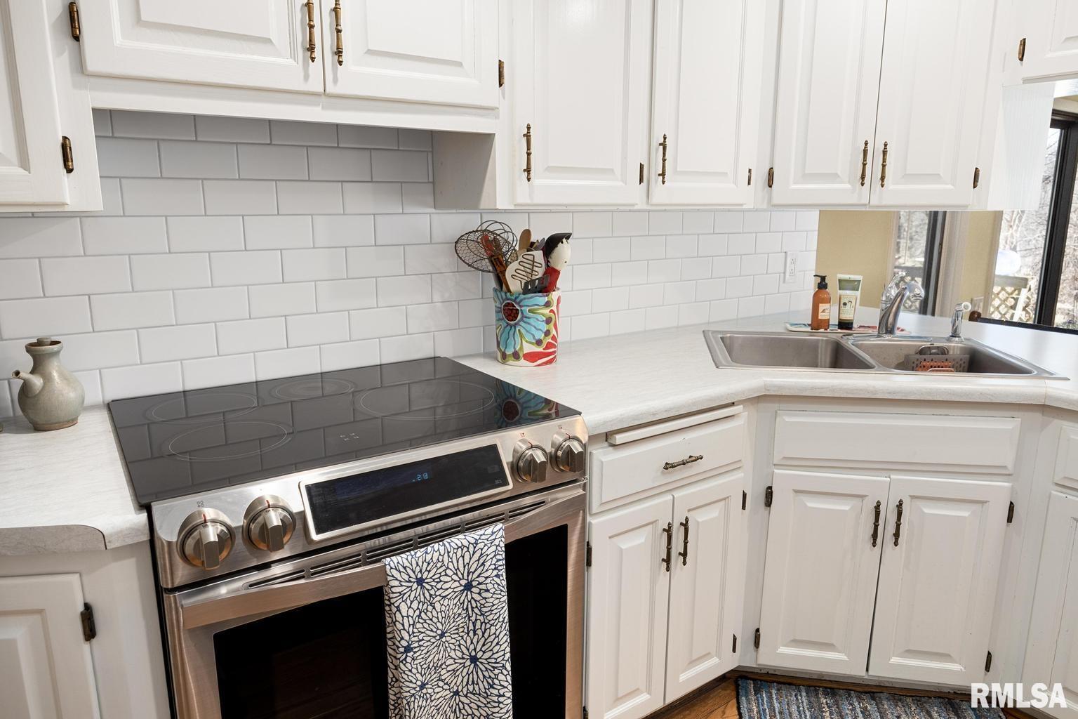 23161 Spring Creek Road Washington, IL 61571 - Photo 16 of 46