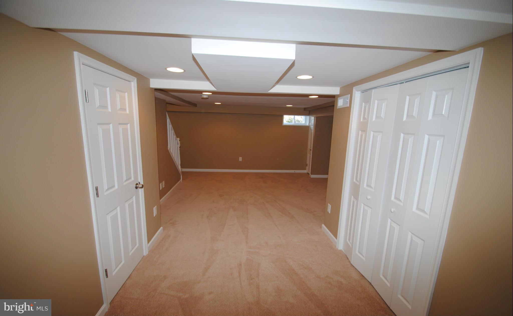 9753 Matzon Road Baltimore, MD 21220 - Photo 22 of 27 a view of a hallway