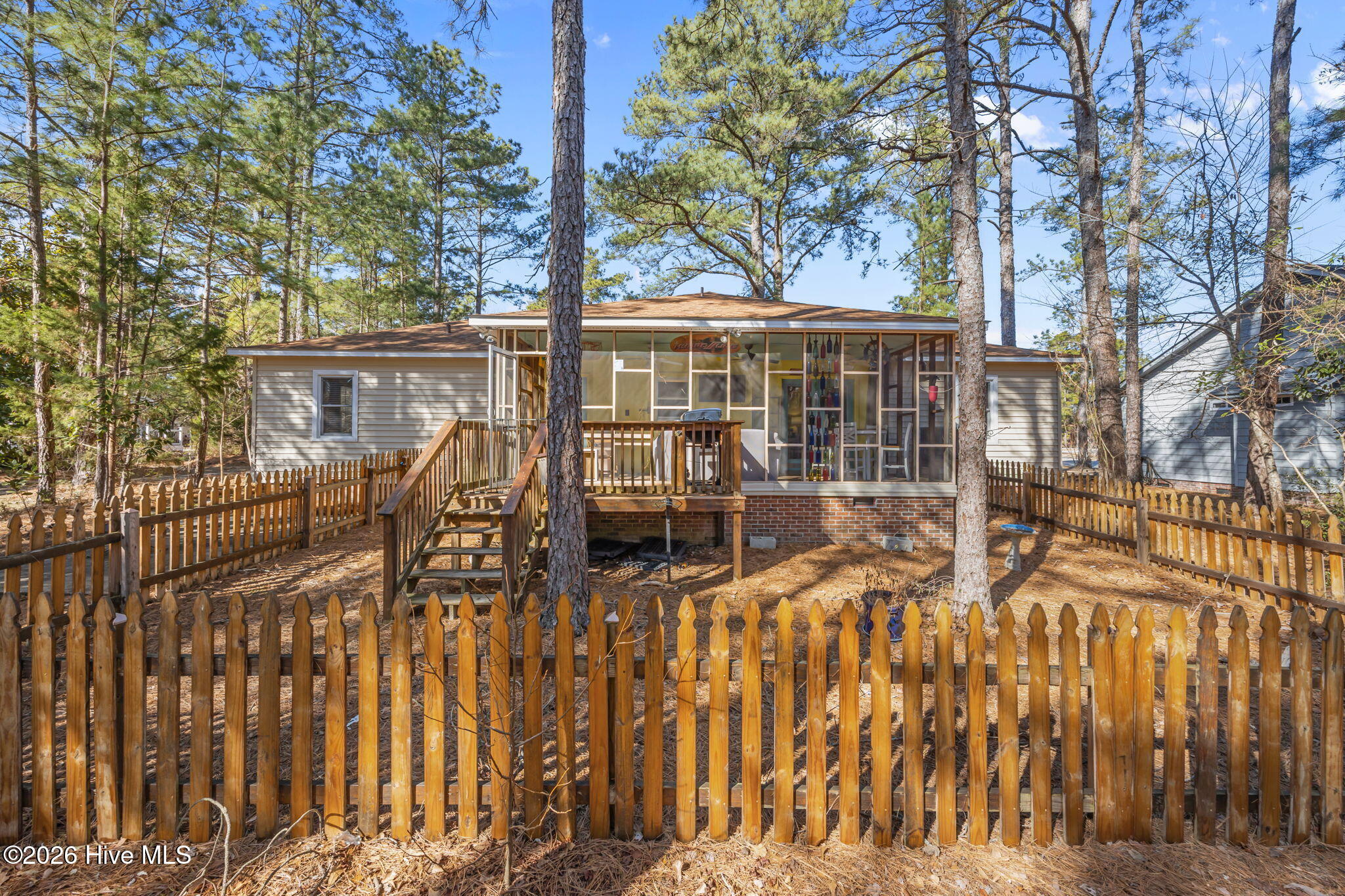 802 Black Swan Road New Bern, NC 28560 - Photo 32 of 57 42-web-or-mls-0C0A0993