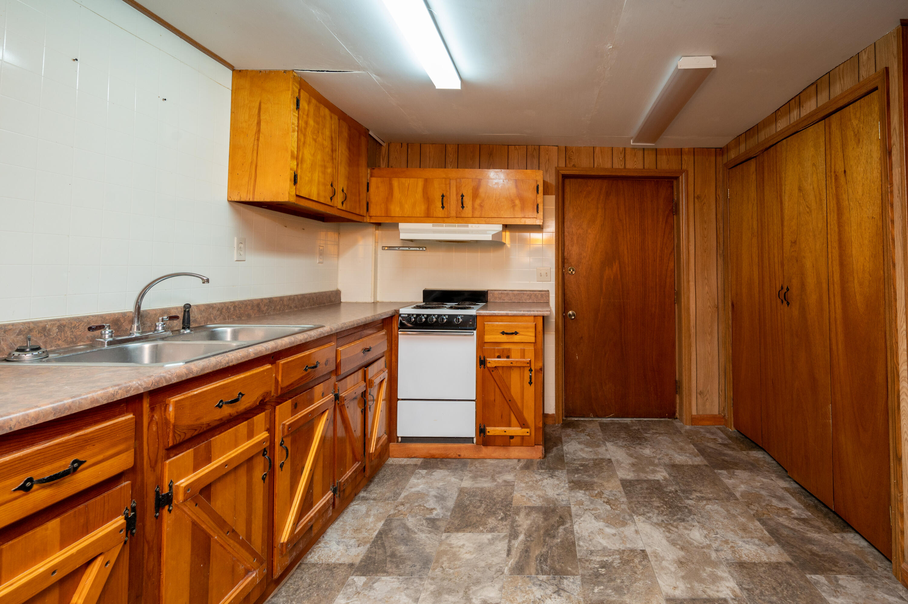 492 Merman Road Kingsport, TN 37663 - Photo 35 of 41 Merman Rd-52