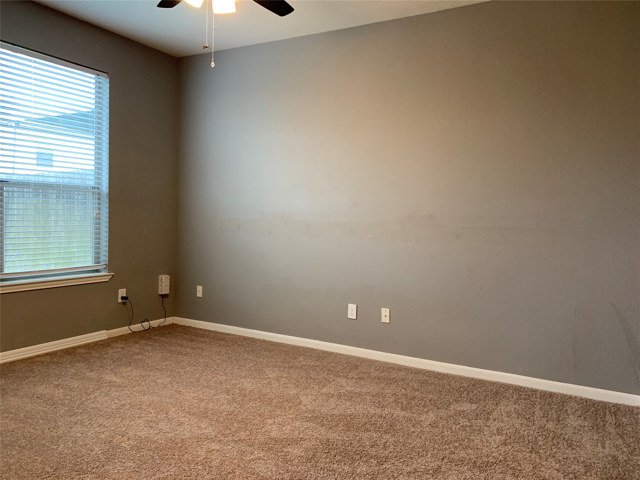 17038 Wilthorne Gardens Court Houston, TX 77084 - Photo 9 of 25 Large master bedroom off main living area