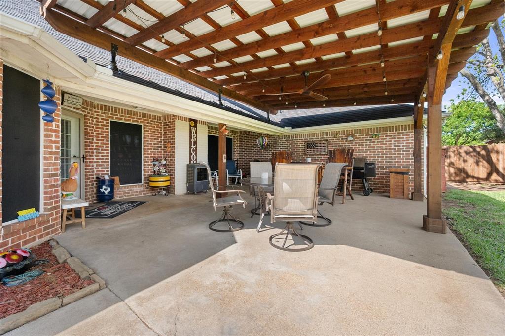 2800 Coventry Road Crowley, TX 76036 - Photo 35 of 39