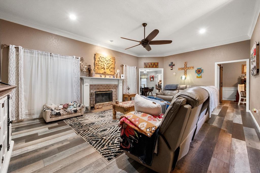 2800 Coventry Road Crowley, TX 76036 - Photo 6 of 39
