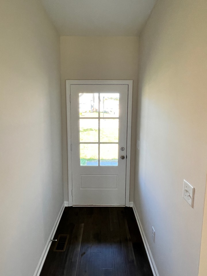 306 Buckadee Road La Vergne, TN 37086 - Photo 2 of 24 Gallery Image 2