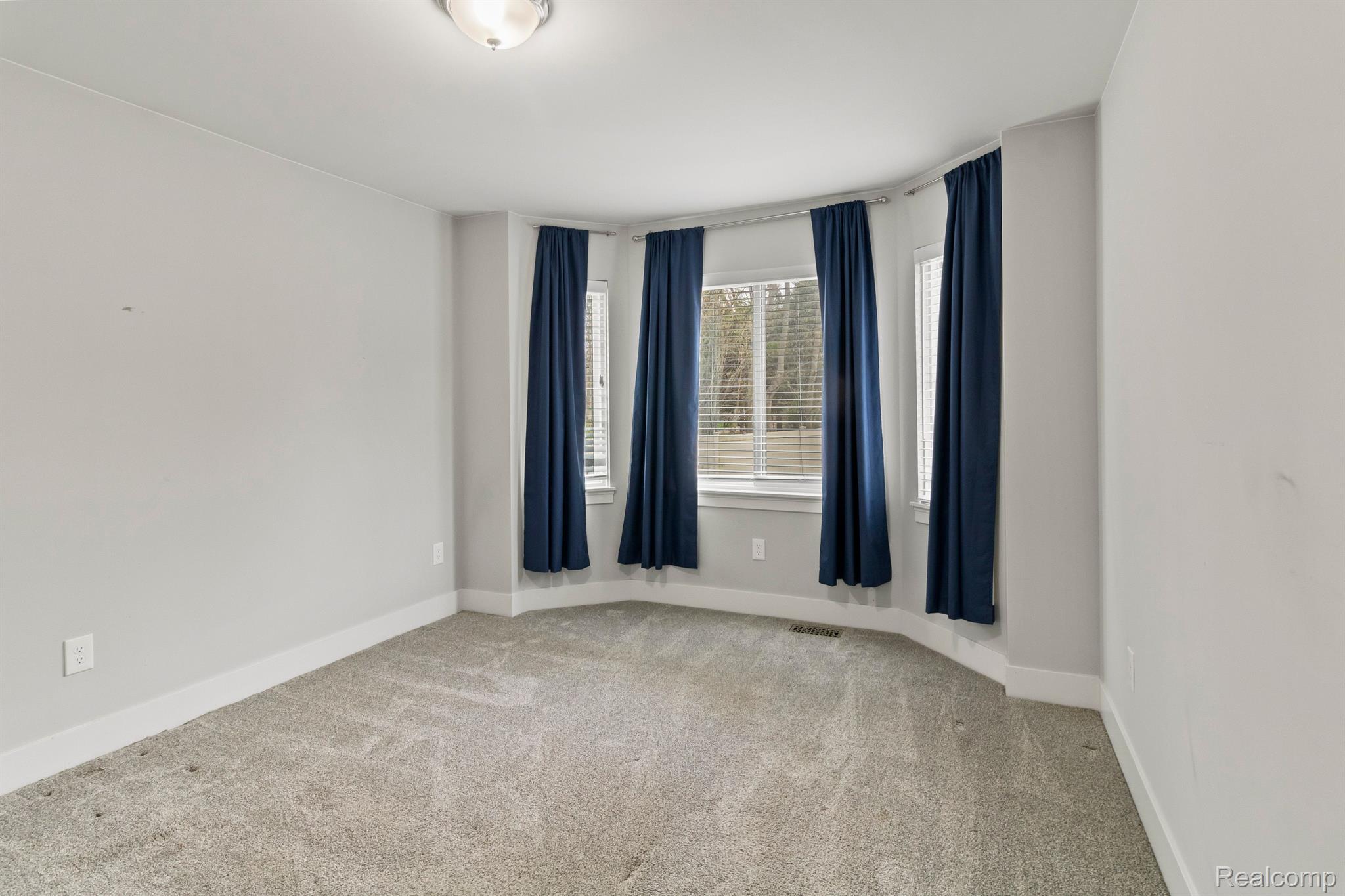 29100 Cotton Road New Baltimore, MI 48047 - Photo 24 of 32 Gallery Image 24