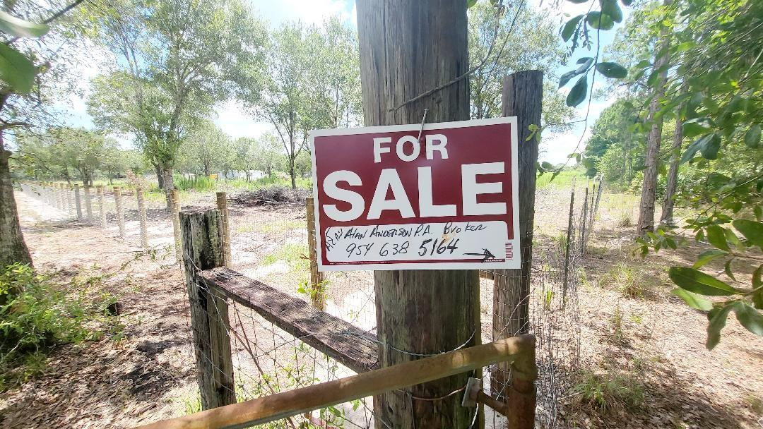 4758 Roper Road Clewiston, FL 33440 - Photo 2 of 50 LOOK FOR SIGNS AT END OF ROPER RD