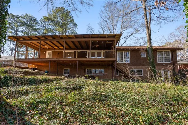 $3,000 | 3355 Pinetree Drive Southeast, Smyrna, GA 30080