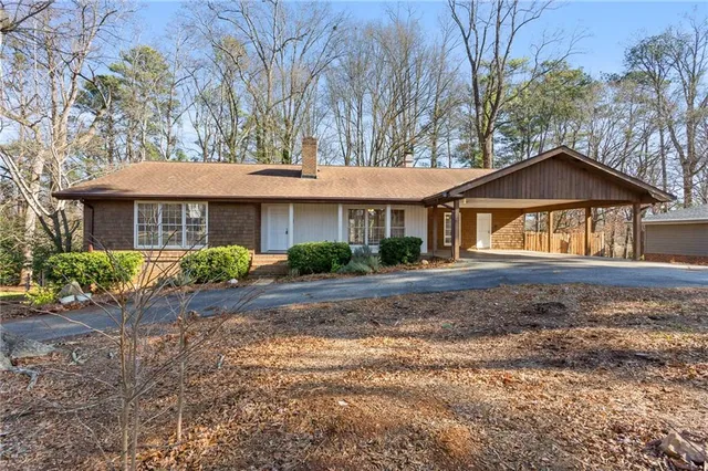 $3,000 | 3355 Pinetree Drive Southeast, Smyrna, GA 30080