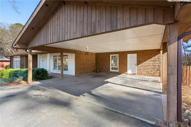 $3,000 | 3355 Pinetree Drive Southeast, Smyrna, GA 30080