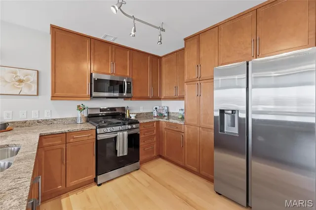 $449,900 | 4909 Laclede Avenue, Unit 1205, St. Louis, MO 63108