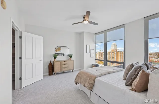 $449,900 | 4909 Laclede Avenue, Unit 1205, St. Louis, MO 63108