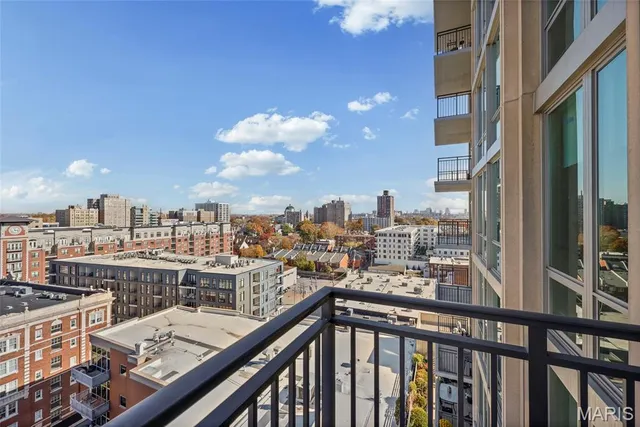 $449,900 | 4909 Laclede Avenue, Unit 1205, St. Louis, MO 63108