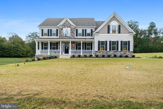 $797,726 | 10460 Lofton Hill Road, La Plata, MD 20646