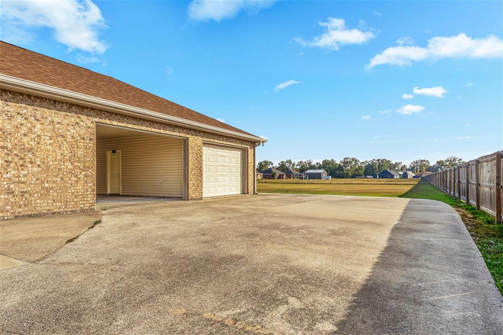 800 East 2nd Street Iowa, LA 70647 - Photo 6 of 32