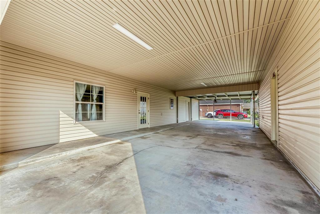 800 East 2nd Street Iowa, LA 70647 - Photo 7 of 32