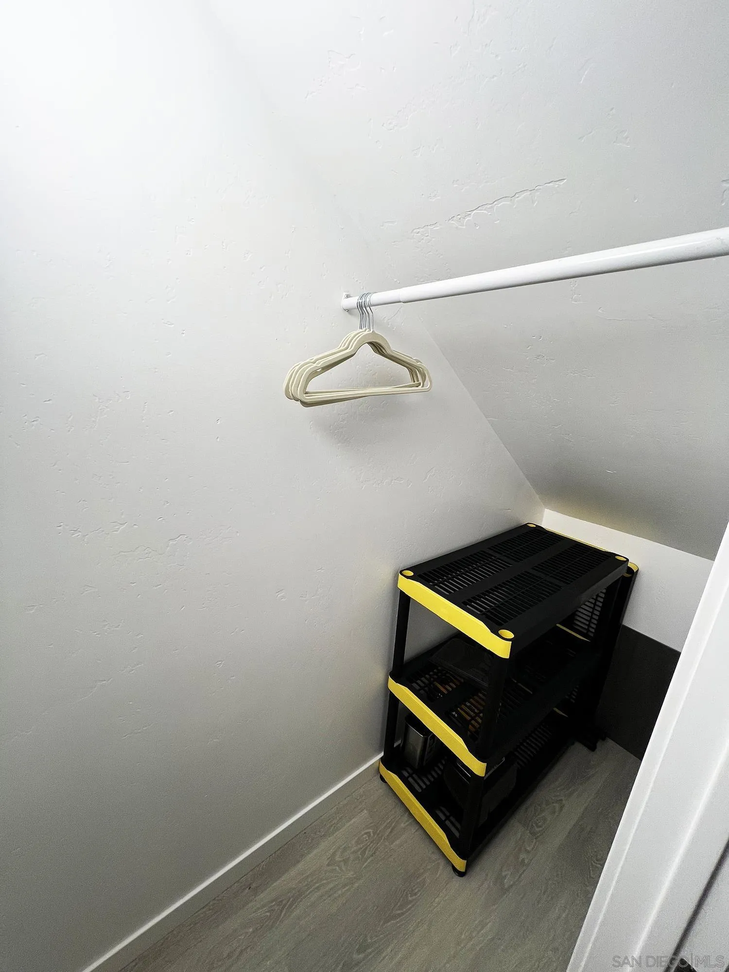 280 Hillcrest Drive, Unit A Encinitas, CA 92024 - Photo 12 of 19