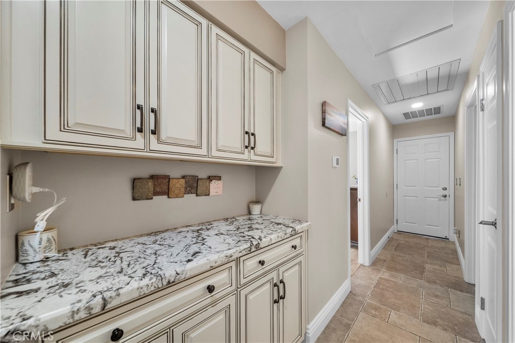 27908 Rainier Road Castaic, CA 91384 - Photo 23 of 41