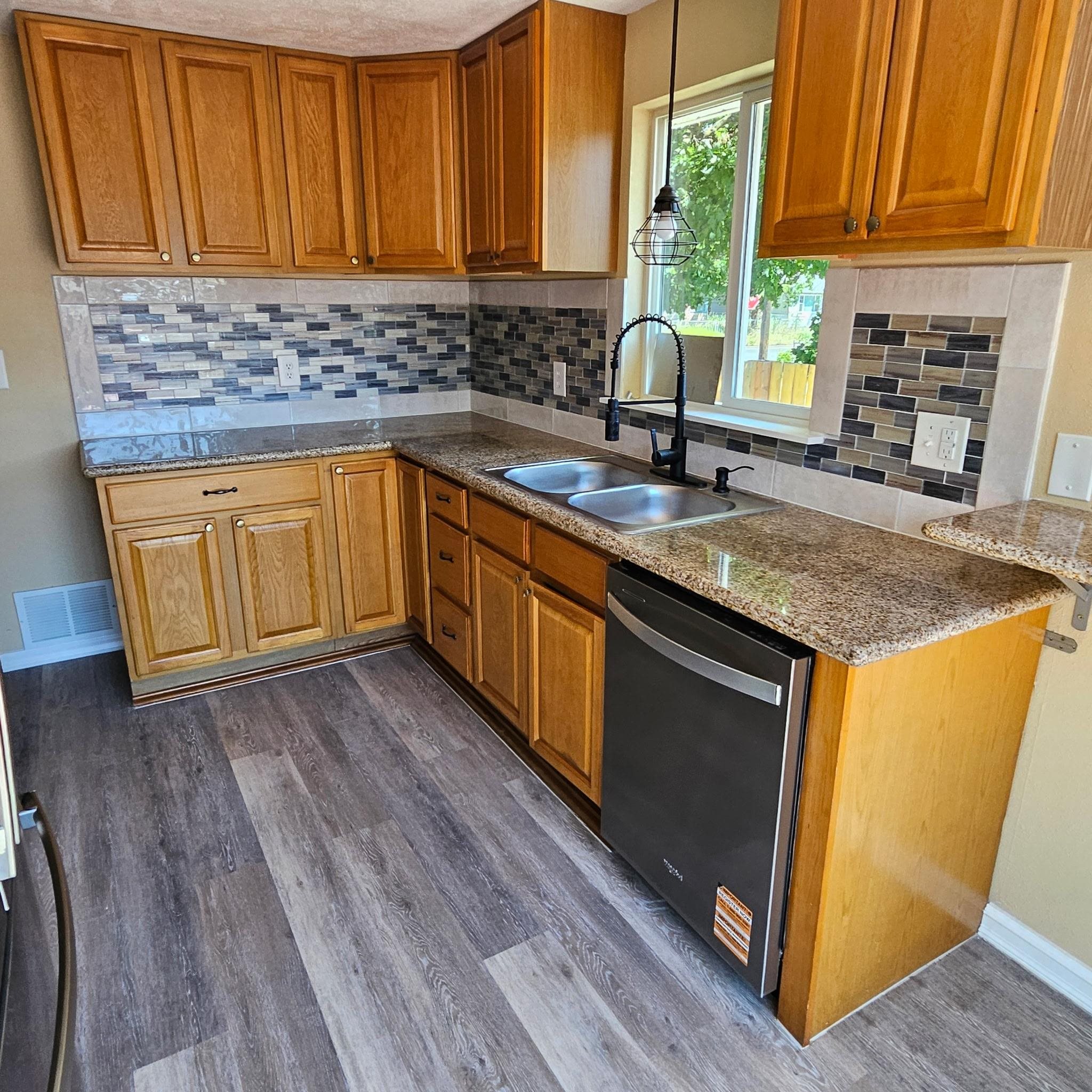 5801 North Wall Street Spokane, WA 99205 - Photo 2 of 22