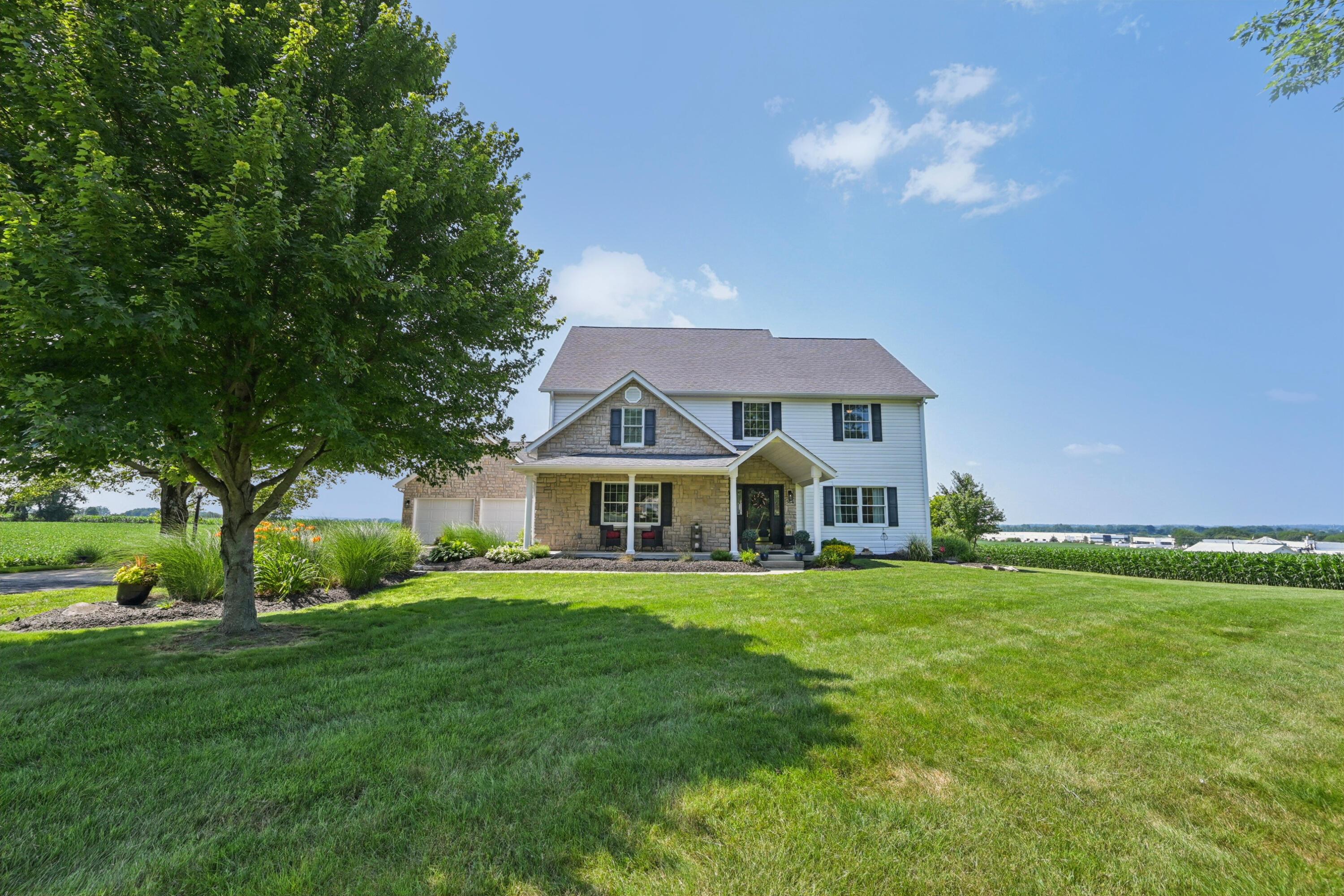 564 National Road Southeast Hebron, OH 43025 - Photo 2 of 106 Front