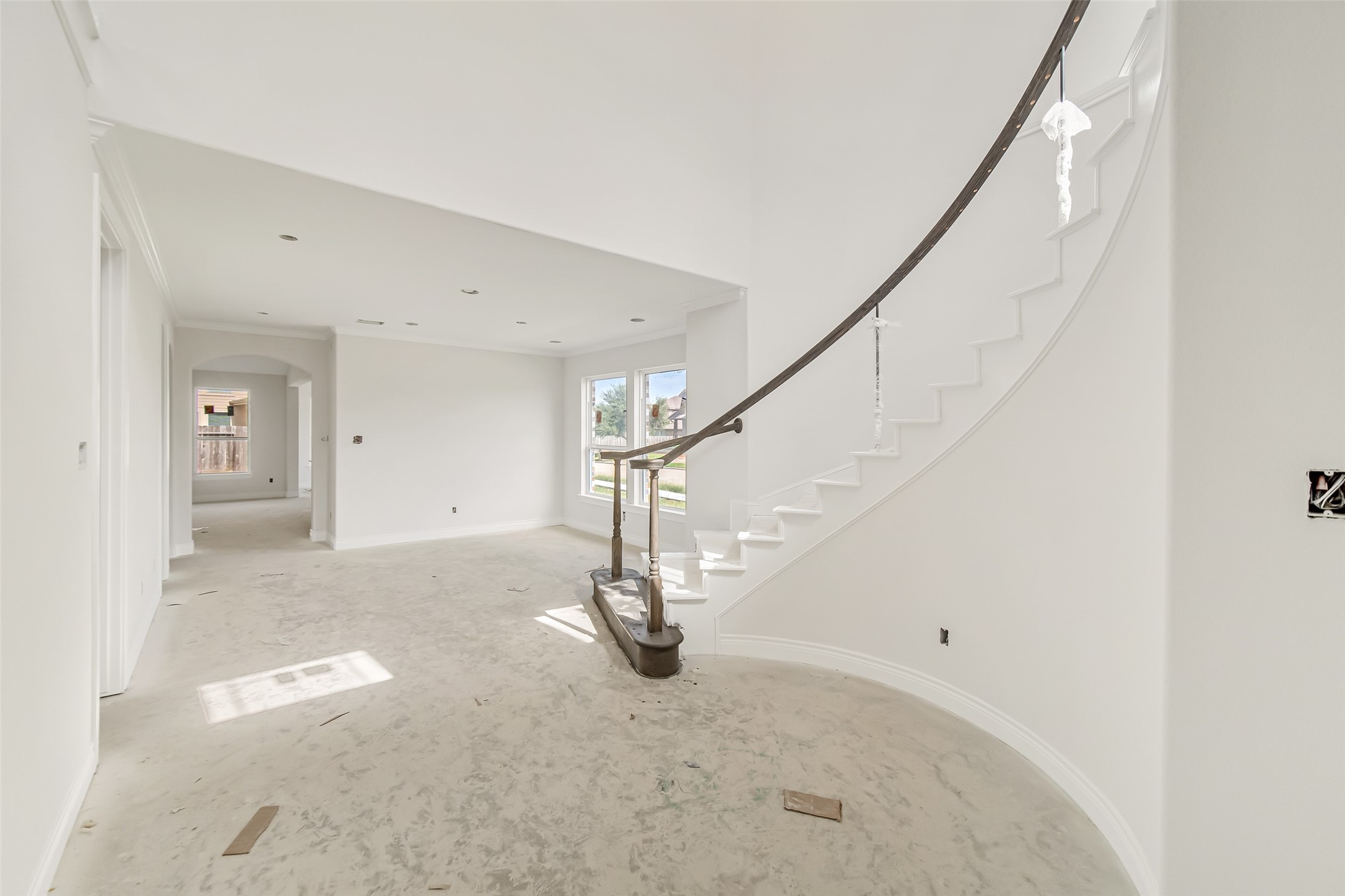 102 Par Circle La Porte, TX 77571 - Photo 2 of 24 a view of entryway and hall