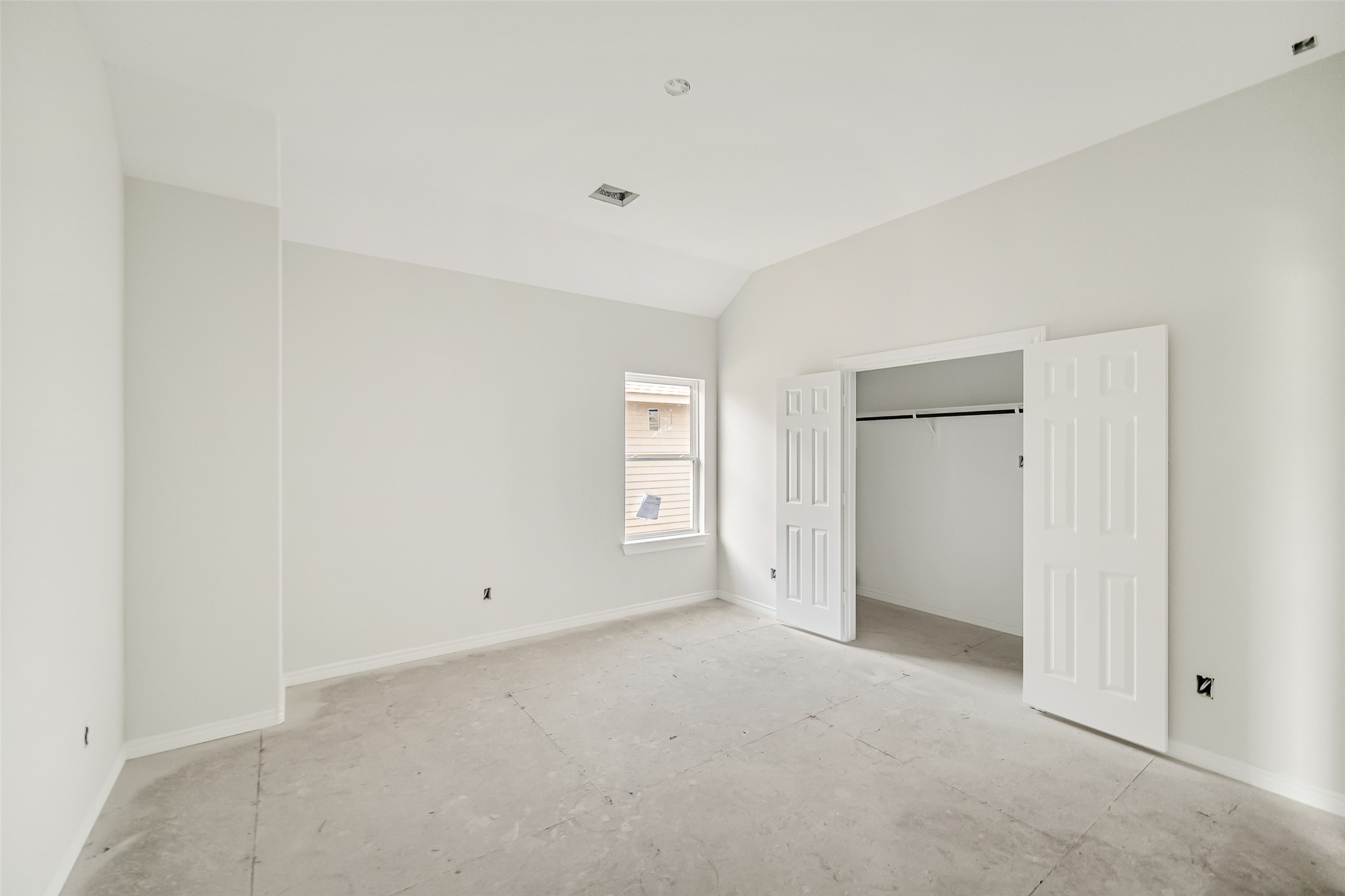 102 Par Circle La Porte, TX 77571 - Photo 22 of 24 a view of an empty room
