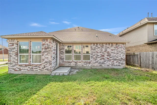 $477,990 | 102 Par Circle, La Porte, TX 77571