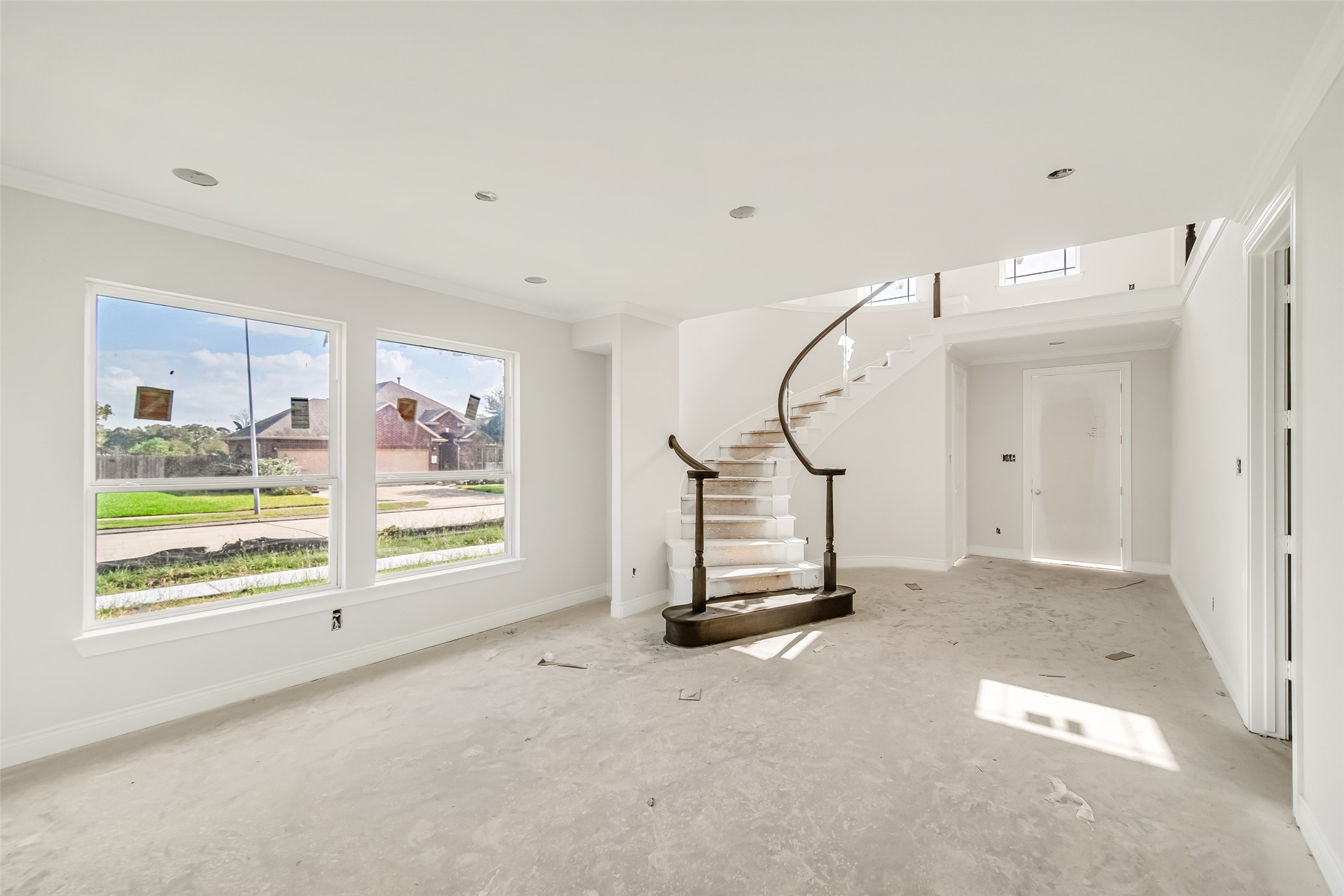 102 Par Circle La Porte, TX 77571 - Photo 3 of 24 a view of an empty room with a window
