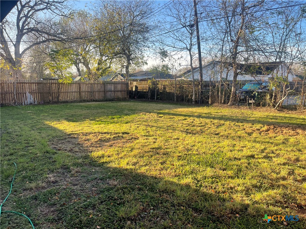 1605 Bexar Avenue Victoria, TX 77901 - Photo 11 of 12