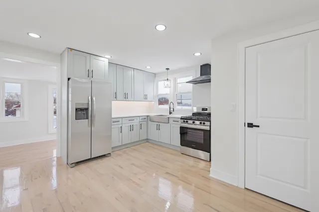 $559,000 | 2339 South 59th Avenue, Cicero, IL 60804