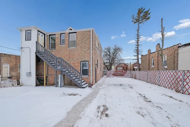 $559,000 | 2339 South 59th Avenue, Cicero, IL 60804