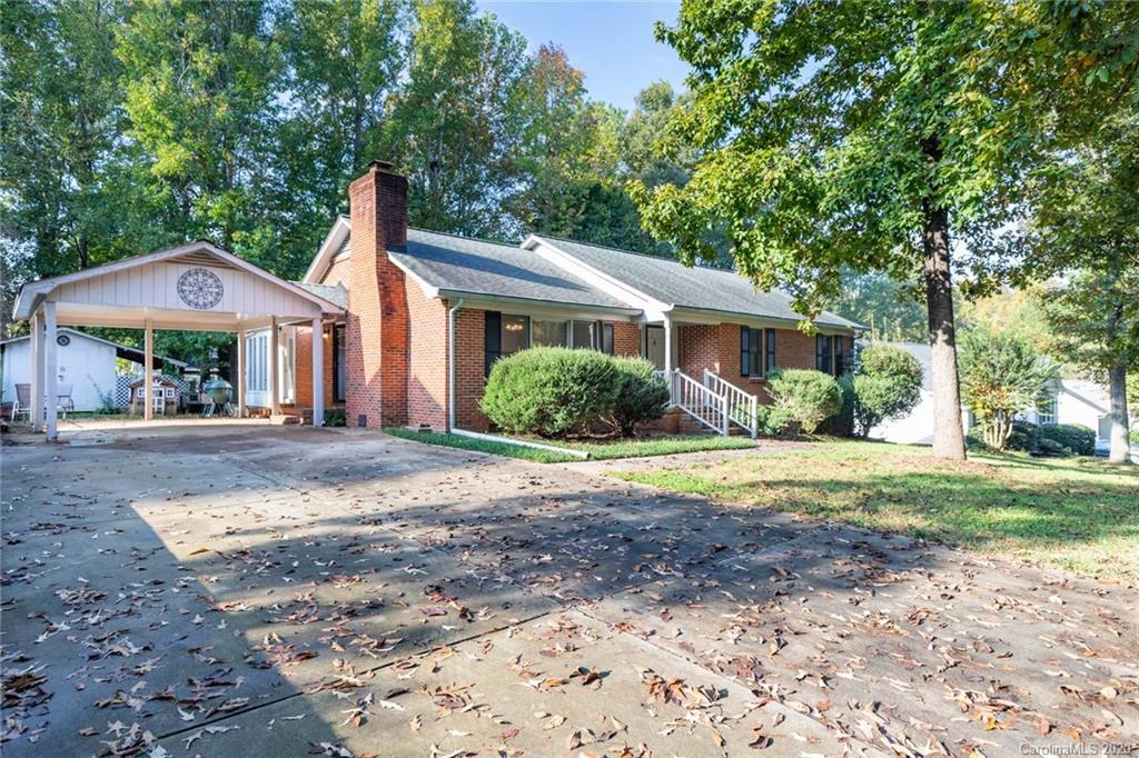 929 Pleasant Ridge Road Fort Mill, SC 29715 - Photo 3 of 28