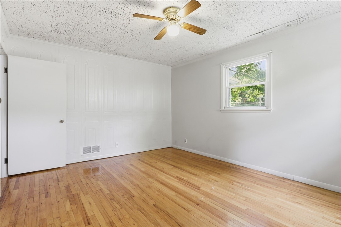703-705 Holt Road Webster, NY 14580 - Photo 26 of 33