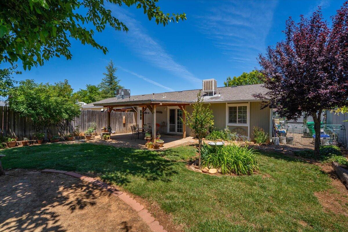 1980 Spruce Circle Anderson, CA 96007 - Photo 24 of 44 34-1980 Spruce St - E-16