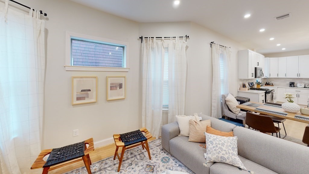 12 York Street Boston, MA 02121 - Photo 4 of 21