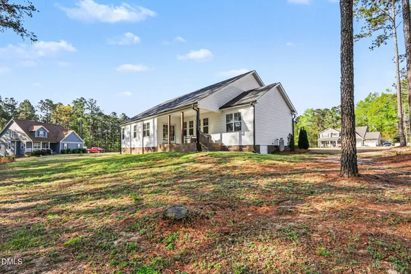 $439,500 | 245 Creek Crossing Drive, Benson, NC 27504