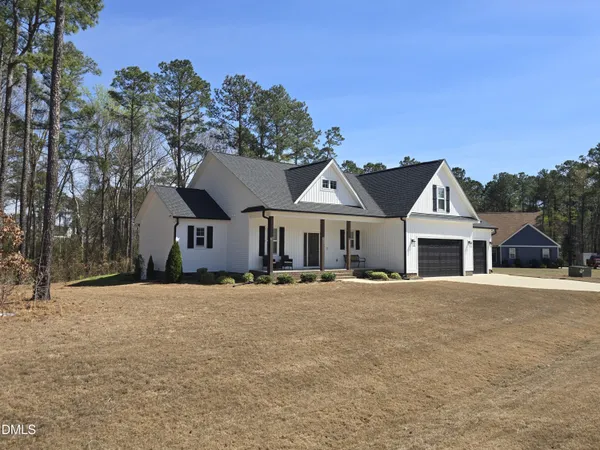 $439,500 | 245 Creek Crossing Drive, Benson, NC 27504