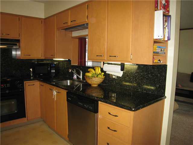 2224 Edgevale Road Columbus, OH 43221 - Photo 6 of 21