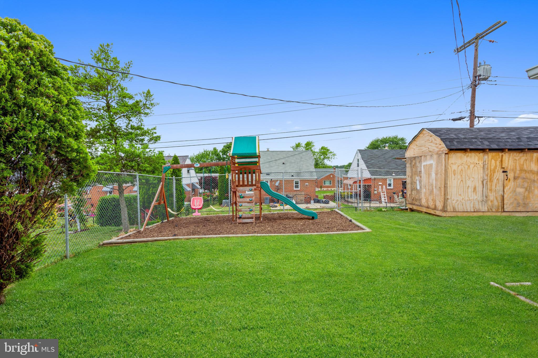 1806 Hanford Road Baltimore, MD 21237 - Photo 36 of 37 Fenced Rear Yard
