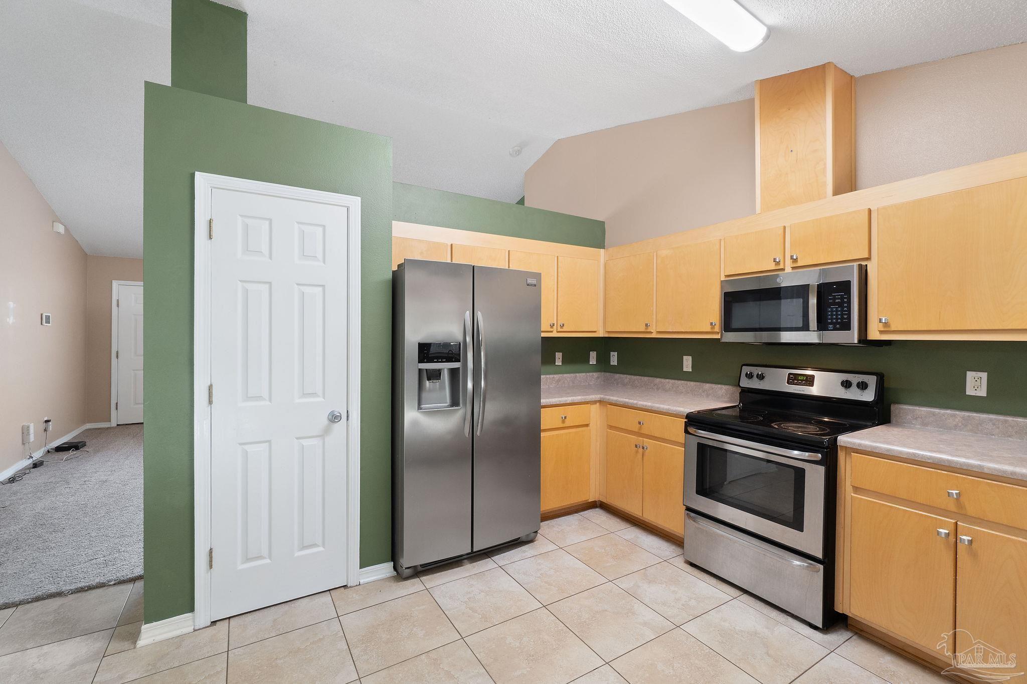 8967 Tara Circle Milton, FL 32583 - Photo 12 of 32