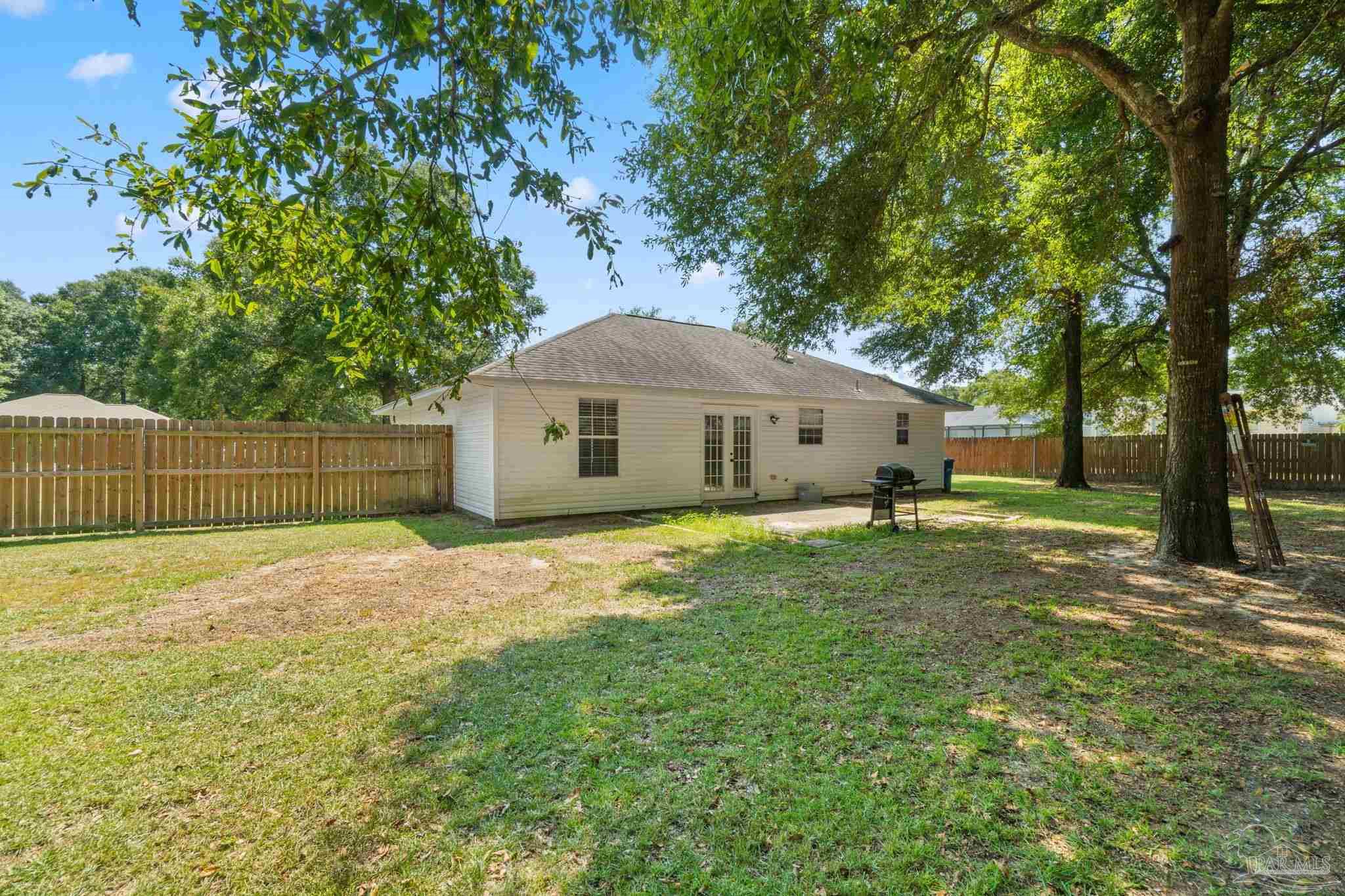 8967 Tara Circle Milton, FL 32583 - Photo 27 of 32