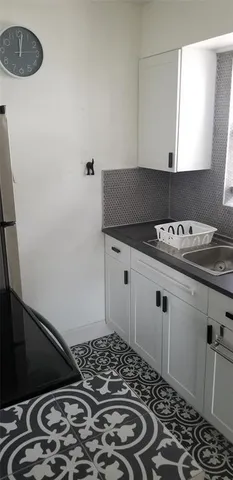 $1,100,000 | 1933 Dewey Street, Hollywood, FL 33020