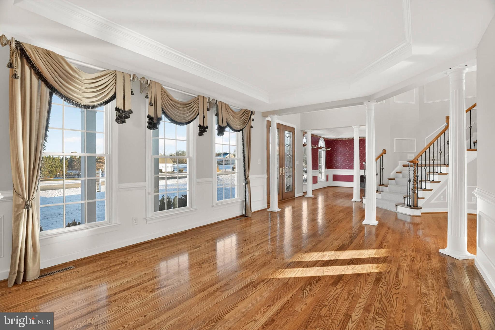 1900 Fawn Way Finksburg, MD 21048 - Photo 10 of 58 Living room