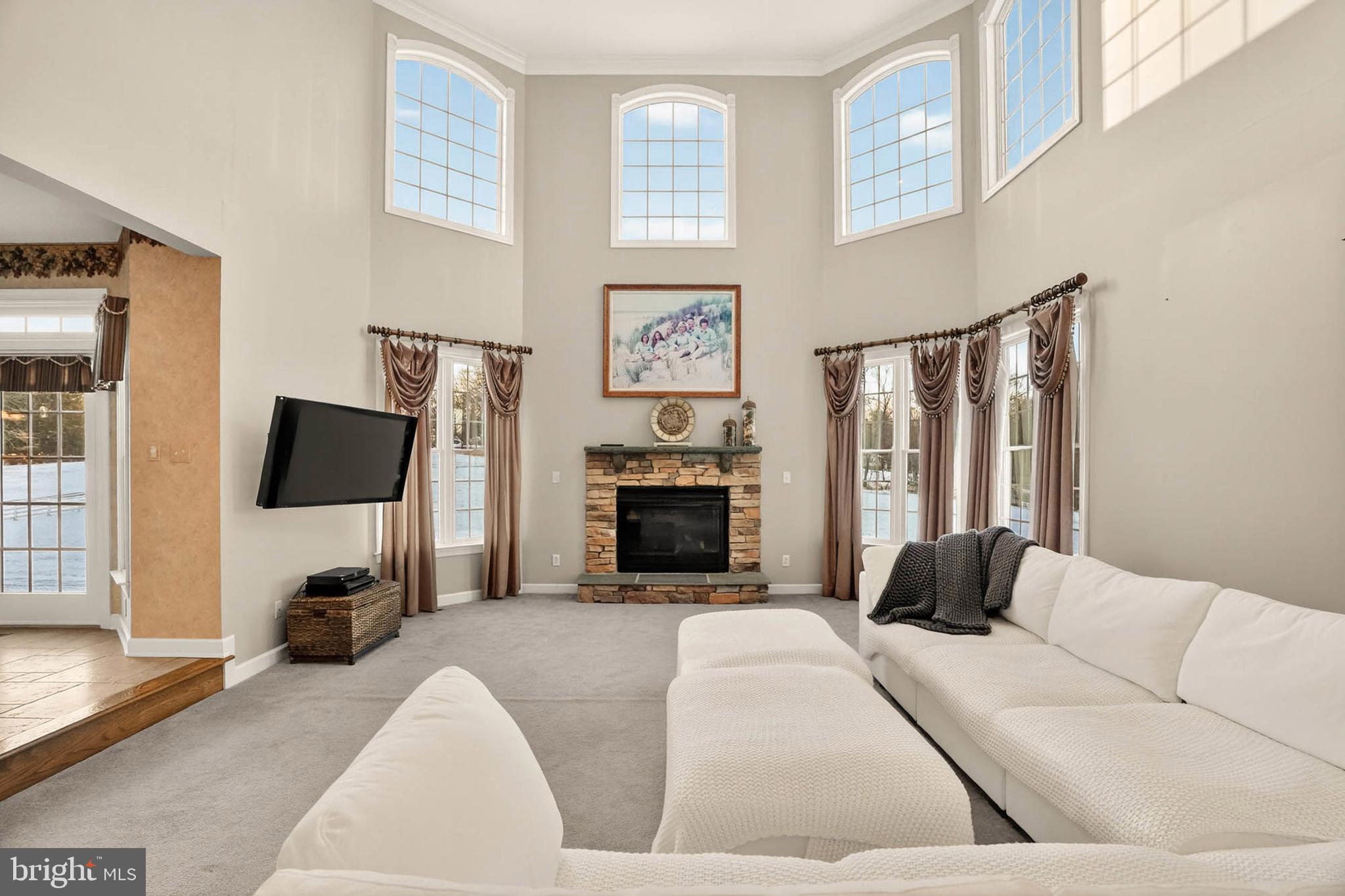 1900 Fawn Way Finksburg, MD 21048 - Photo 13 of 58 2 story Great Room w/ fireplace