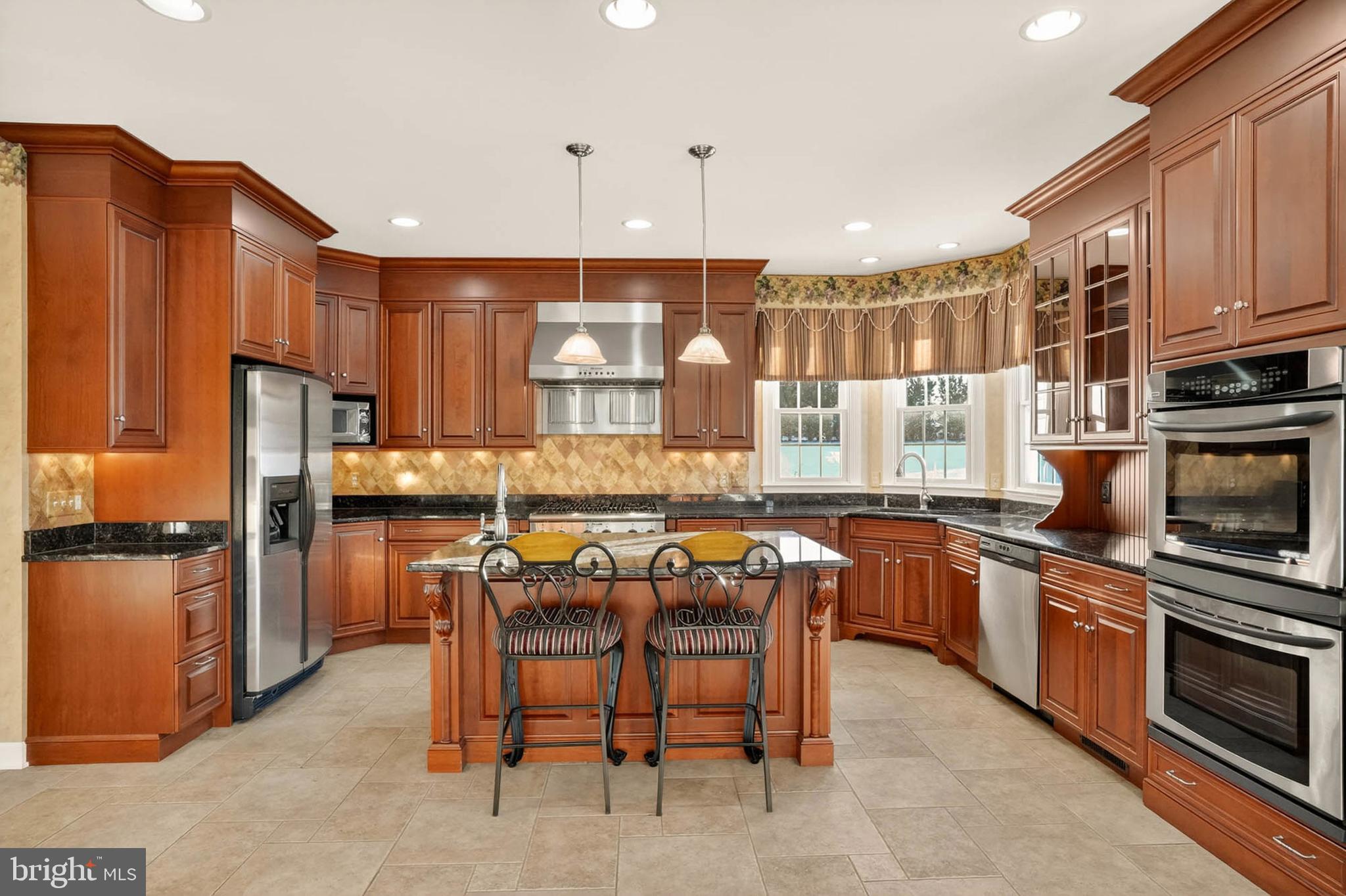 1900 Fawn Way Finksburg, MD 21048 - Photo 20 of 58 Custom cabinets, granite counters, gas cooking