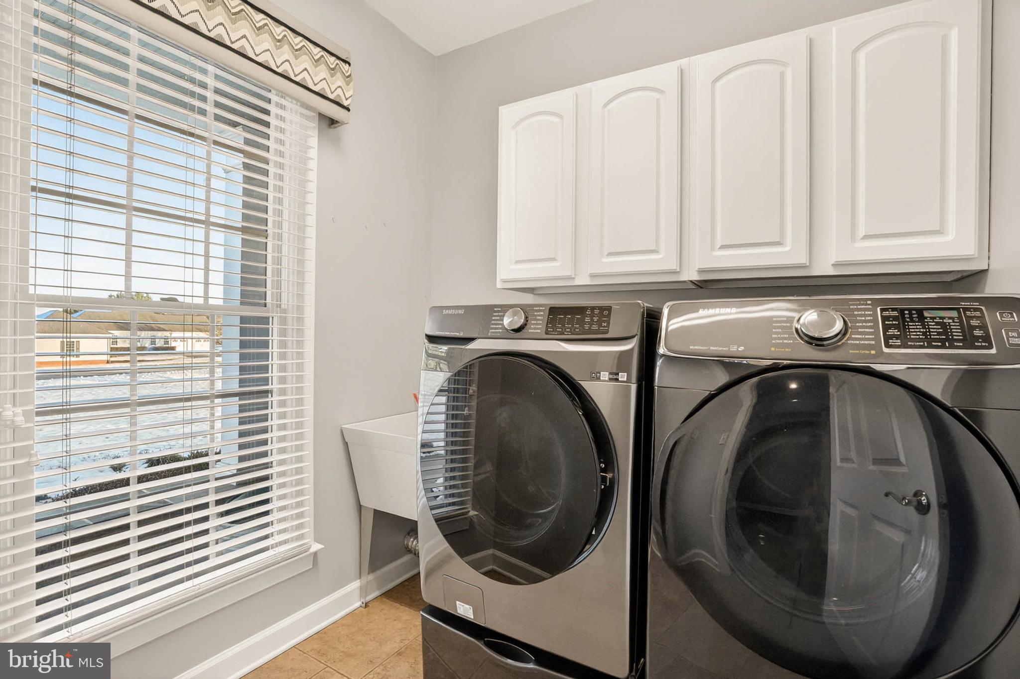 1900 Fawn Way Finksburg, MD 21048 - Photo 23 of 58 Main level laundry