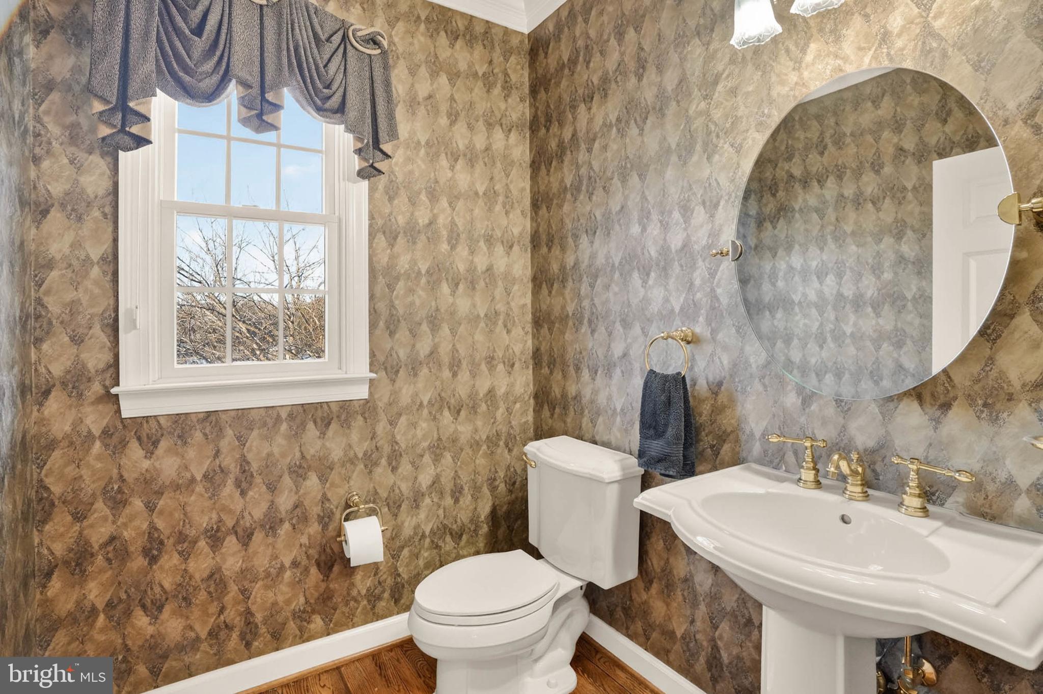 1900 Fawn Way Finksburg, MD 21048 - Photo 26 of 58 Main level half bath