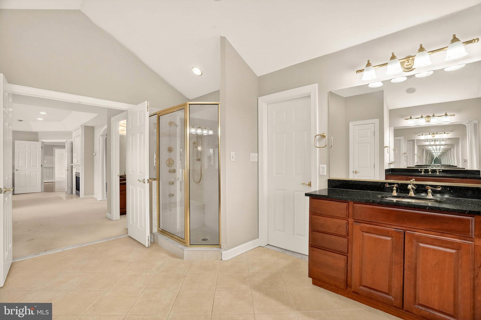 1900 Fawn Way Finksburg, MD 21048 - Photo 34 of 58 Seperate shower