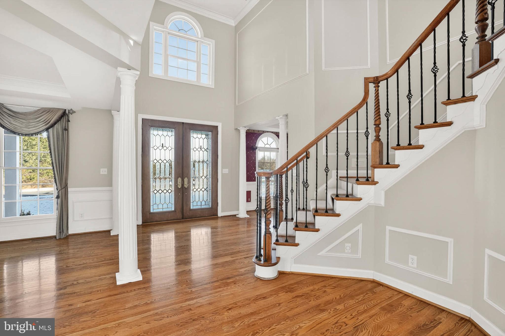1900 Fawn Way Finksburg, MD 21048 - Photo 7 of 58 Elegant 2 story Foyer w/ hardwoods